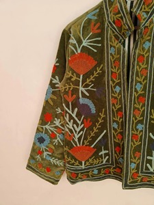 Veste en velours brodée de fleurs bohèmes vertes, col mandarin, manches trois quarts, veste décontractée courte, vêtements d'automne pour adultes - Product Image 4