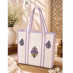 Sac fourre-tout Stockify de qualité export, en toile de coton durable, brodé de fleurs, pour femmes, disponible en grande quantité - Product Image 1