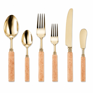 Ensemble de couverts tendance en résine pêche finition or, cuillère, fourchette, couteau de luxe pour la table à manger à la maison - Product Image 1