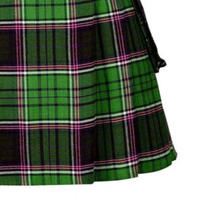 Kilt tartán para hombre, estilo clásico, tela de lana, construcción duradera, ajuste regulable, ropa tradicional escocesa. - Product Image 2