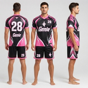 Kit d'équipe sportive haut de gamme avec tissu polyester respirant, construction confortable et mouvements flexibles pour le football - Product Image 5