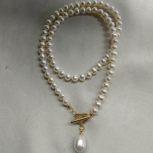 Collar de Cadena con Perlas de Agua Dulce Casi Redondas de 7-8 mm, Cierre de Corazón Simple, Ligeras Imperfecciones - Product Image 2