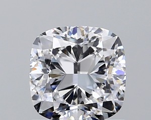 เพชรทรงสี่เหลี่ยมคุชชั่น 1.01 กะรัต D VVS2 เพาะเลี้ยงในห้องปฏิบัติการ ได้รับการรับรองจาก IGI แบบ CVD สำหรับแหวนหมั้นสไตล์วินเทจคลาสสิก - Product Image 1