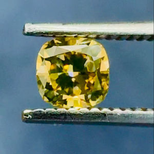 Diamante Amarillo Natural de Lujo de 0.46 Quilates, Diamante Amarillo Genuino Suelto para Anillo de Compromiso, Colgante, Joyería Fina - Product Image 1