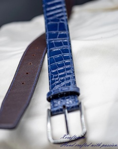 Cinturón de Cuero Genuino de 1.5 Pulgadas con Logotipo Personalizado, Correa con Hebilla de Bloqueo Automático, Producto Personalizable - Product Image 2