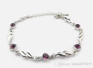 Hermosa Pulsera de Plata Brillante Hecha a Mano con Cristales Morados, Joyería Elegante para Mujeres y Niñas, Ideal para Bodas - Product Image 2