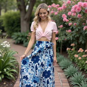 Falda gitana bohemia de cuerpo entero para mujer hecha a mano Ropa de playa de olas costeras en estampado floral Negro Azul Diseñado por artesanos indios - Product Image 2