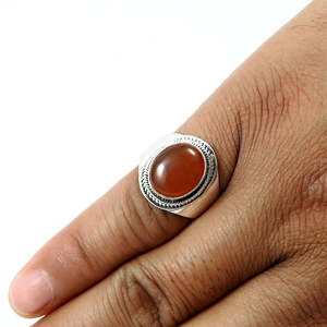 Hermoso Anillo de Plata de Ley 925 Hecho a Mano con Gema de Cornalina, Joyería Fina con Engaste de Bisel, Joyería Boho al por Mayor - Product Image 2
