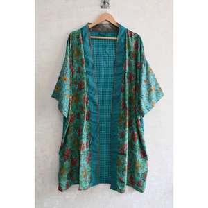 Kimono moderne en soie patchwork style bohème pour femme, robe de nuit longue, robe de détente tendance - Product Image 1