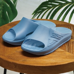 Zapatillas de soporte de arco EVA hechas en Taiwán de alta calidad para hombres OEM ODM descalzo suave impermeable antideslizante amortiguación personalizable - Product Image 3
