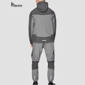 Conjunto Deportivo de 2 Piezas para Hombre, Cortavientos de Nailon de Alta Calidad y Cómodo, a Precio de Mayoreo - Product Image 4