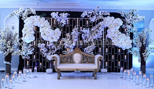 Mur de bougies de mariage au design unique, décoration de scène de Walima de luxe, décor de scène de réception opulente, Mur de bougies, Vente aux États-Unis - Product Image 3