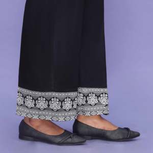 PW4518กางเกงสตรีแบบพอดีตัวสีดำ cambric - Product Image 1