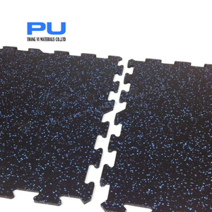 Carreaux en caoutchouc de verrouillage EPDM robustes 20mm sol de gymnastique antidérapant haute densité pour granulés de caoutchouc de gymnastique perplexe en plein air à vendre - Product Image 4