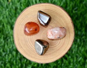 LEO Zodiac Crystals <b>Kit</b> Semi Precious Crystal Stone for Meditation Healing Gift Jewelry - Product Image 1