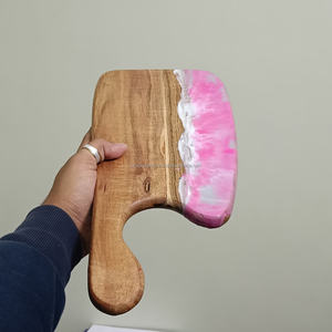 Planche à découper en bois et résine époxy artisanale, poignée ergonomique, passe au lave-vaisselle, épaisseur 2,0 cm – Plateau de service élégant pour la cuisine - Product Image 5