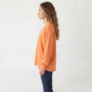 T-shirts personnalisés à manches longues et col en V pour femmes, style streetwear oversize, en coton épais, coupe ample - Product Image 4