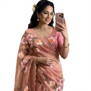 Sari de Seda Chiffon Exclusivo de Boutique India, Blusa de Diseño Elegante, Última Moda para Fiestas, Bodas y Festivales, para Mujer - Product Image 1