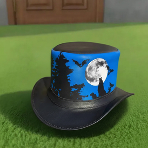 Sombrero de copa de cuero hecho a mano de primera calidad, diseño gótico steampunk con motivos de luna, bosque y murciélagos. - Product Image 2