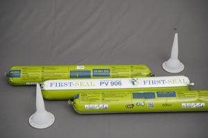 Sellador Estructural de Silicona de Color First Seal de 600 ml en Envase Tipo Salchicha para Aplicaciones Industriales de Alta Capacidad - Product Image 3