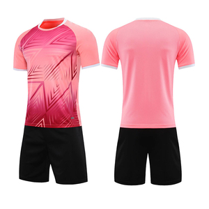Tenue de volley-ball professionnelle, design respirant en polyester, séchage rapide, maillots et shorts personnalisables - Product Image 3