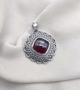 Pendentif grenat rouge en argent sterling 925, bijoux faits à la main pour femmes et hommes, collier unique en pierres précieuses naturelles, cadeau - Product Image 6