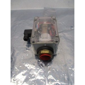 Interruptor de Flujo AMAT 1270-01429 M4B6WD25-LPM Lake - Equipos y Piezas de Semiconductores de Confianza de Línea Global - Product Image 2