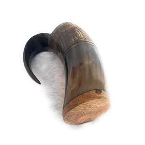 Jarra Vikinga Artesanal de Cuerno de Búfalo Vintage con Acabado Natural para Hidromiel o Cerveza, Opción de Venta al Por Mayor Disponible - Product Image 2