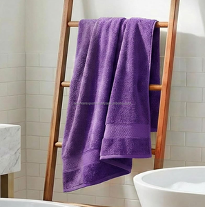 Standard Size Bath Towel 140x70cm Pure Organic Cotton Quick-Dry Eco-Friendly Soft Absorbent Sand-Free Jacquard Weave OEM Private - Product Image 3
