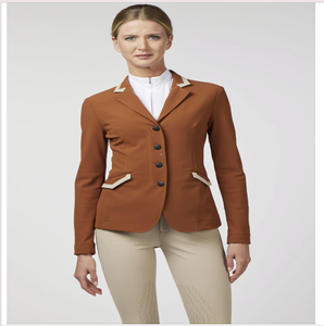 Veste d'équitation légère de couleur beige pour femmes, idéale pour les concours équestres - Tailles, couleurs et logos personnalisables - Product Image 1