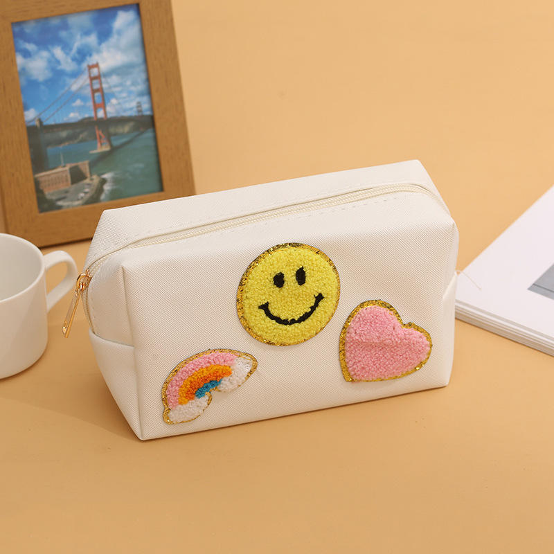 เรนโบว์ สไมล์ ไวท์