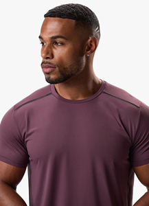T-shirt de sport pour homme, coupe ajustée, séchage rapide, entraînement athlétique, haut de sport, logo personnalisé OEM - Product Image 3