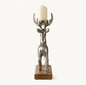 Portavelas de Aluminio Plateado Hecho a Mano con Base de Madera Moderna, Centro de Mesa Festivo Navideño, Decoración para el Hogar Ecológica - Product Image 5