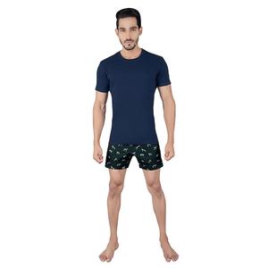 Conjunto informal de verano para hombre hecho en Pakistán, cómoda camisa y pantalón corto de Color Azul Marino - Product Image 1