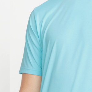 T-shirt de sport anti-UV bleu clair à manches courtes pour homme, séchage rapide, éco-responsable, en Spandex/Polyester, évacuation de l'humidité, idéal pour la course et la gym - Product Image 4