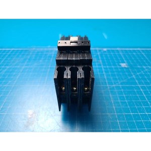 Interruptor de Circuito Industrial CUTLER-HAMMER QCR3015HT Usado Como Está, Piezas de Equipos Semiconductores Legados - Product Image 6