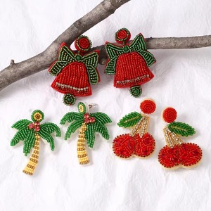 Pendientes de Corazón Rosa con Cuentas y Adorno de Diamantes de Imitación Ziyan Handicraft para Mujer, Joyería de Boda, Estilo Católico Clásico - Product Image 3