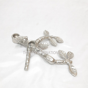 Ensemble de 2 porte-bougies en aluminium, style corail classique, couleur or et argent, design moderne et luxueux - Product Image 6