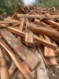 เชื้อเพลิงบาร์บีคิวประสิทธิภาพสูงจากเวียดนาม ประกอบด้วยไม้ลิ้นจี่และไม้ลำไยอบแห้งพร้อมถ่านอะคาเซีย - Product Image 3