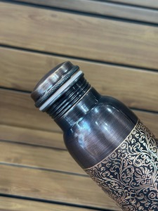 Botella de Agua de Cobre Puro de Alta Calidad, Diseño Único con Tapa para Beber Directamente, Beneficios para la Salud, Ideal para Fiestas, Fabricante - Product Image 6