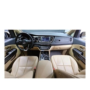 Kia Carnival 9 places, limousine haut de gamme, essence, boîte automatique, sièges en cuir, caméra de recul, 54 155 km, modèle 2018 - Product Image 6