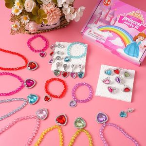 Conjunto de Joyas de Princesa Coloridas para Niñas: Collar, Pulseras, Anillos y Pendientes - Ideal para Fiestas de Cumpleaños, Recuerdos, Juego de Imitación y Disfraces - Product Image 2