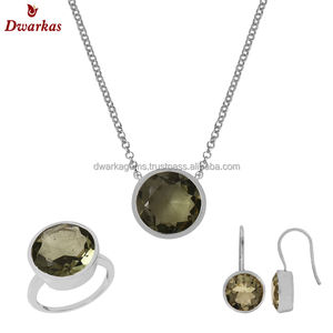 Ajuste de bisel de buena calidad de Plata de Ley 925 con piedra preciosa de amatista verde natural Anillo de boda y fiesta de estilo clásico - Product Image 2