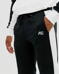Ensemble de survêtement à capuche color block noir et blanc pour homme, personnalisable, avec pantalon de jogging, vêtements de sport athlétiques à demi-zip, fabrication sous marque privée - Product Image 3