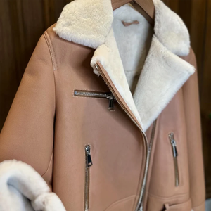 Manteau Moto Unisexe en Similicuir et Fourrure, Coupe Slim, Style Urbain Tendance, Fermeture Éclair, Vente en Gros - Product Image 5