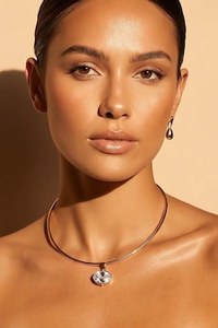 Collier manchette en diamant ovale de laboratoire 3 carats, certifié IGI E VS1, pendentif serti clos en or jaune 14 carats, collier ras-du-cou minimaliste en diamant - Product Image 5