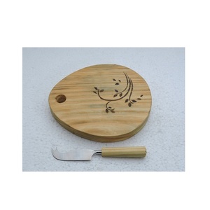 Planche à découper en bois de qualité supérieure personnalisable pour légumes, ustensile de cuisine, hôtel, compatible lave-vaisselle, avec couteau inclus - Product Image 3