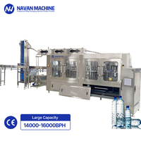 Ligne de production de machines de remplissage et d'embouteillage entièrement automatiques pour bouteilles PET de 200 à 2000 ml d'eau minérale purifiée