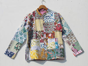 Belle veste courte matelassée légère réversible en coton 100% à fleurs blanches, faite à la main, style nouveau pour femmes, vêtements de fête - Product Image 2