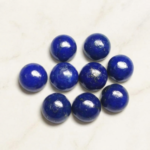 พลอยรูปทรงกระสุนสีดำธรรมชาติจาก R K International Gems ขนาด 4 มม. แบบคาโบชอง สำหรับทำเครื่องประดับ จากรัฐราชสถาน จำหน่ายจำนวนมาก - Product Image 1